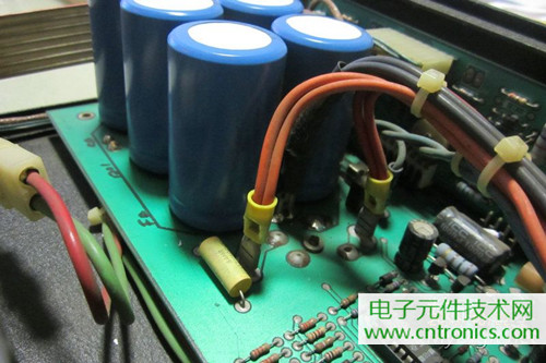 用料很給力！專業后級功放美國高峰FA1201拆解