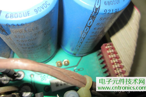 用料很給力！專業后級功放美國高峰FA1201拆解