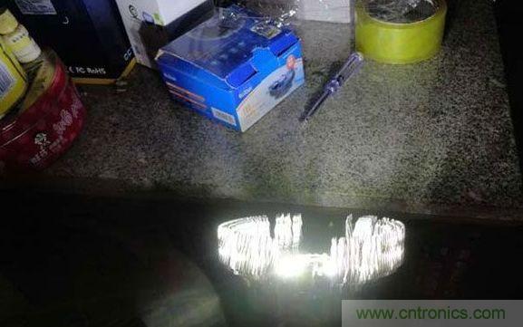 變廢為寶！風扇散熱器變身山寨LED燈