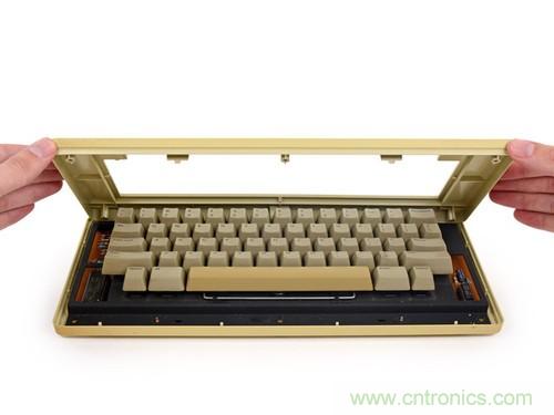 拆！古董級(jí)Macintosh 128K電腦