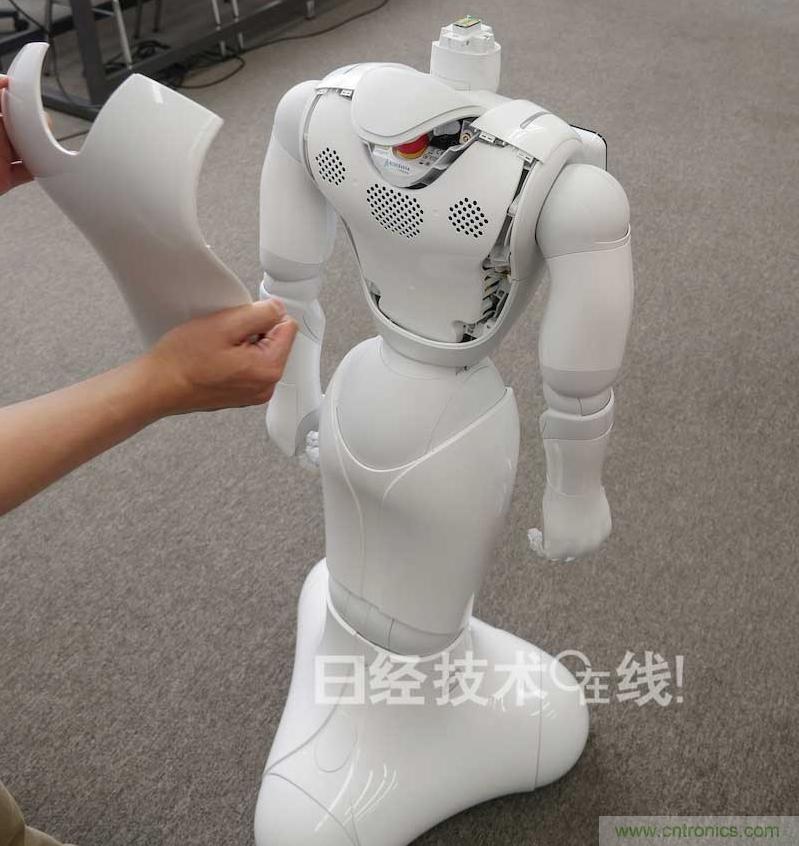 拆解筆記本不過癮，那就來拆拆日本情感機器人吧！