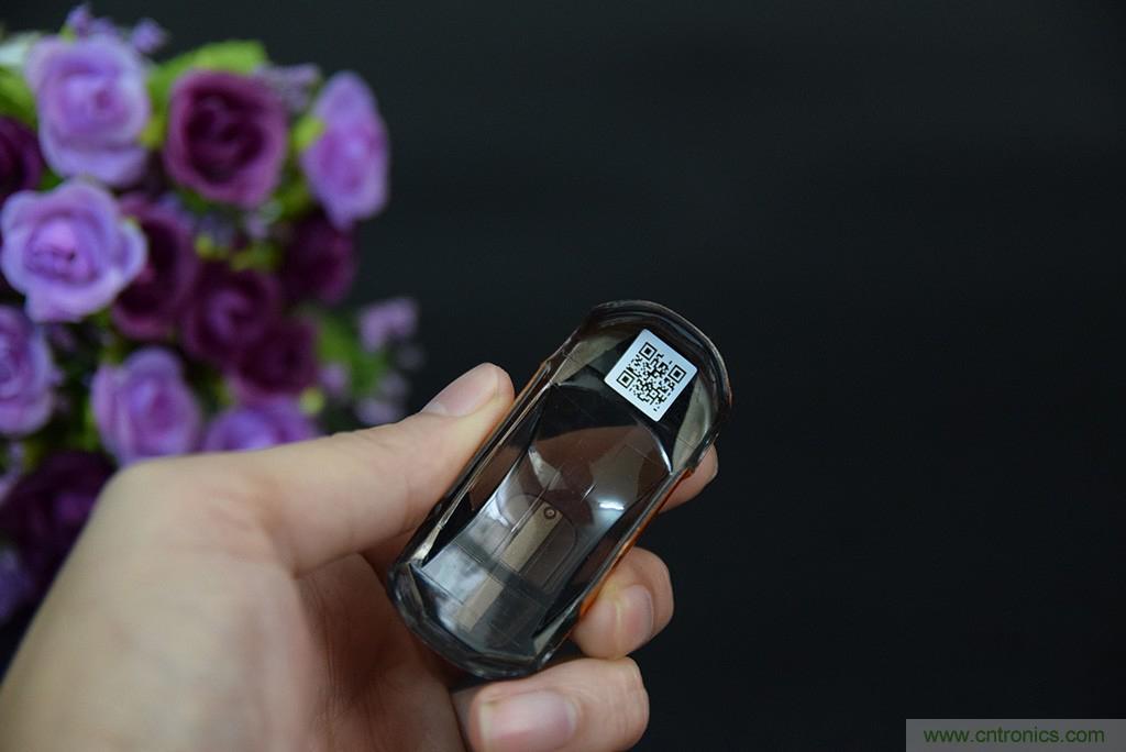 虛擬與現(xiàn)實相結合的飛車游戲，讓你體驗速度與激情的碰撞！
