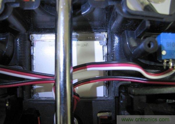 無人機 DIY 制作全過程，酷得不要不要的！