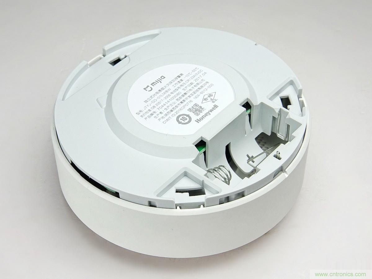 小米煙霧報警器拆解：一顆電池可用五年是如何做到的？