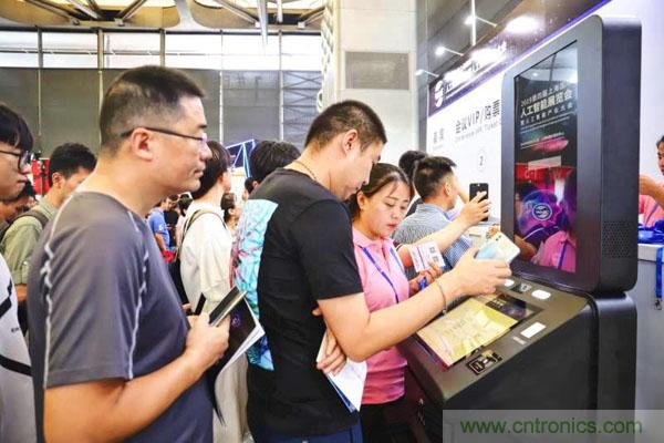 明年再見！“WAIE 2019第四屆上海國際人工智能展覽會(huì)暨人工智能產(chǎn)業(yè)大會(huì)”完美落幕！